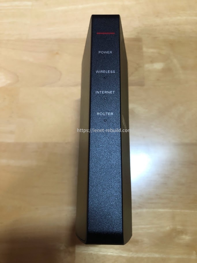 バッファローWi-Fi 7ルーターWSR3600BE4P-BKの前面にあるPOWER・WIRELESS・INTERNET・ROUTERランプの配置